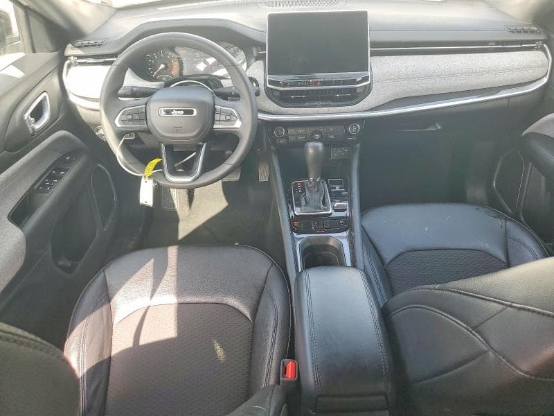 2024 JEEP COMPASS LATITUDE 8