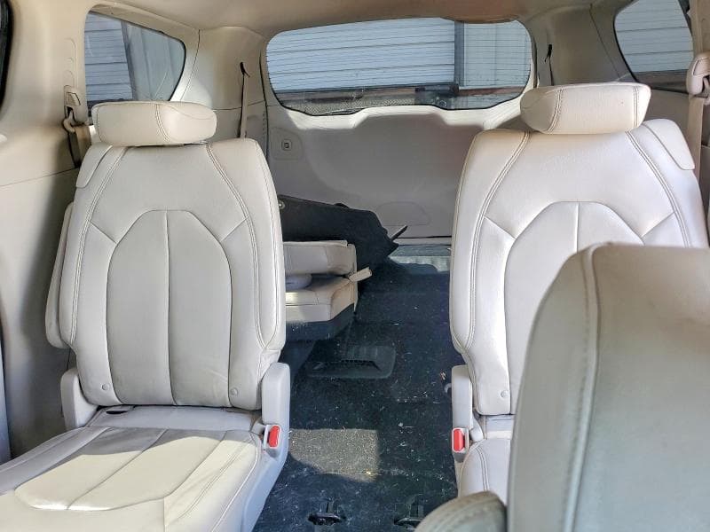 2017 CHRYSLER PACIFICA TOURING L 10