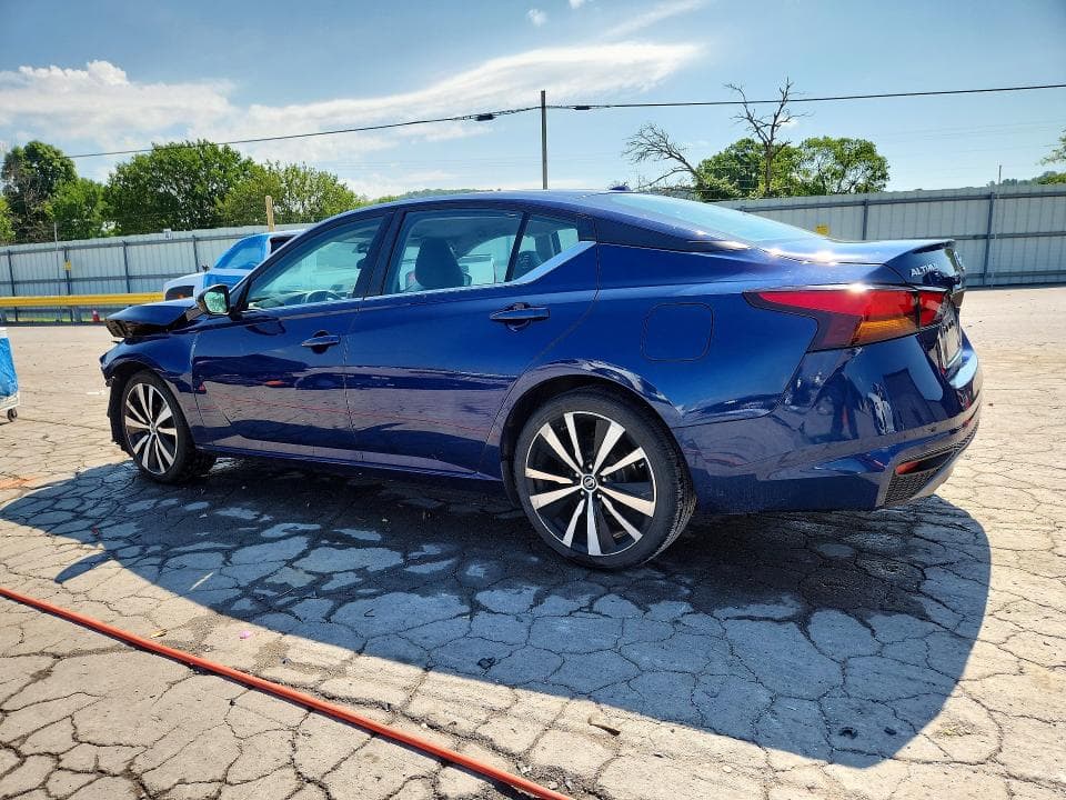 2021 NISSAN ALTIMA SR 2
