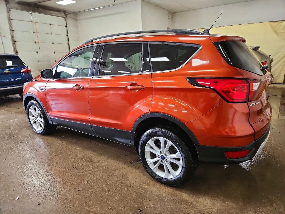 2019 FORD ESCAPE SEL 2
