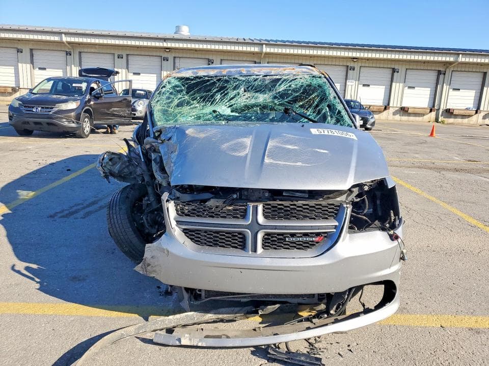 2019 DODGE GRAND CARAVAN GT 5