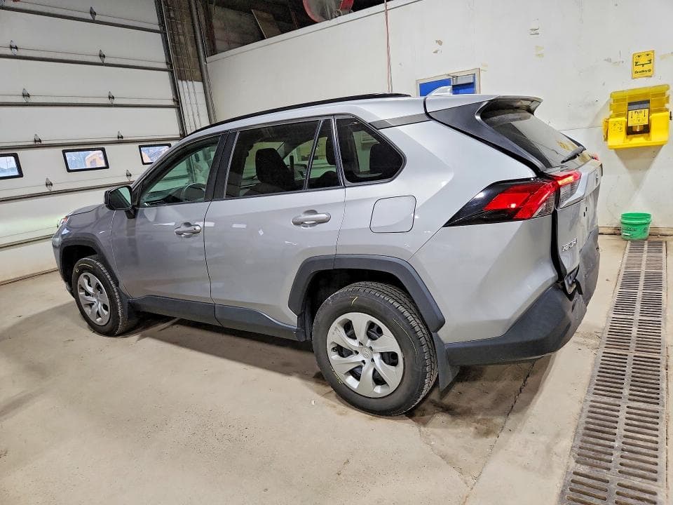 2019 TOYOTA RAV4 LE 2