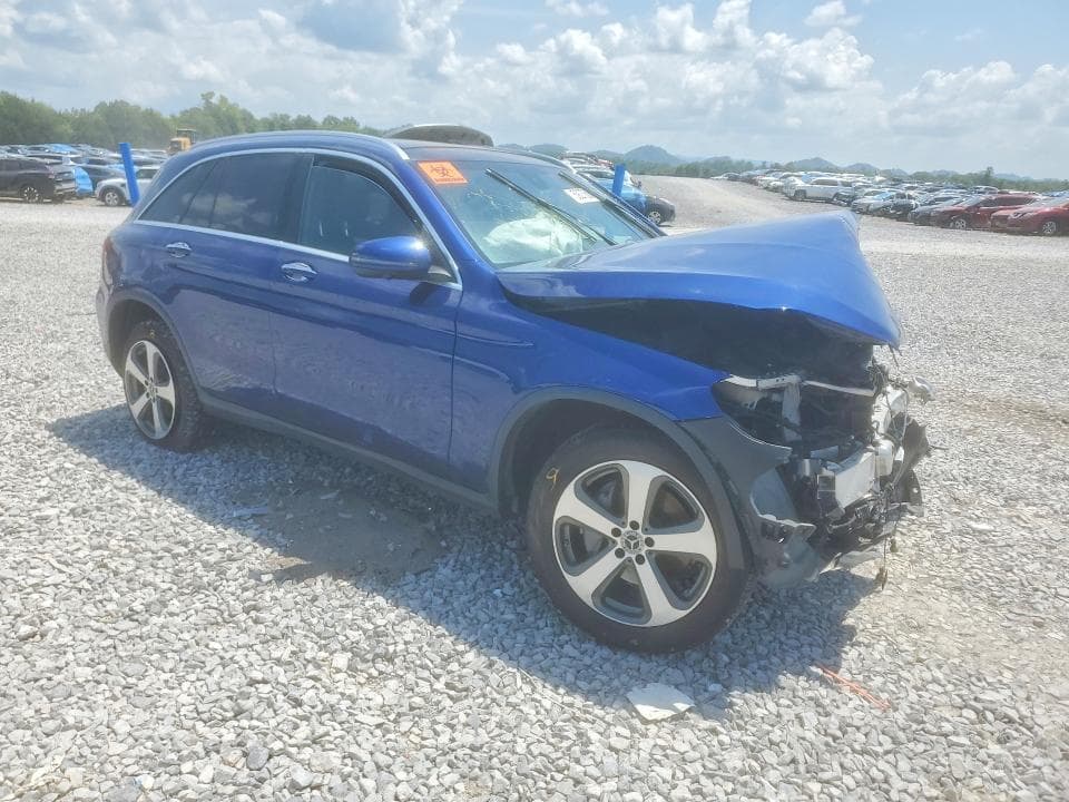 2019 MERCEDES-BENZ GLC 300 4MATIC 4