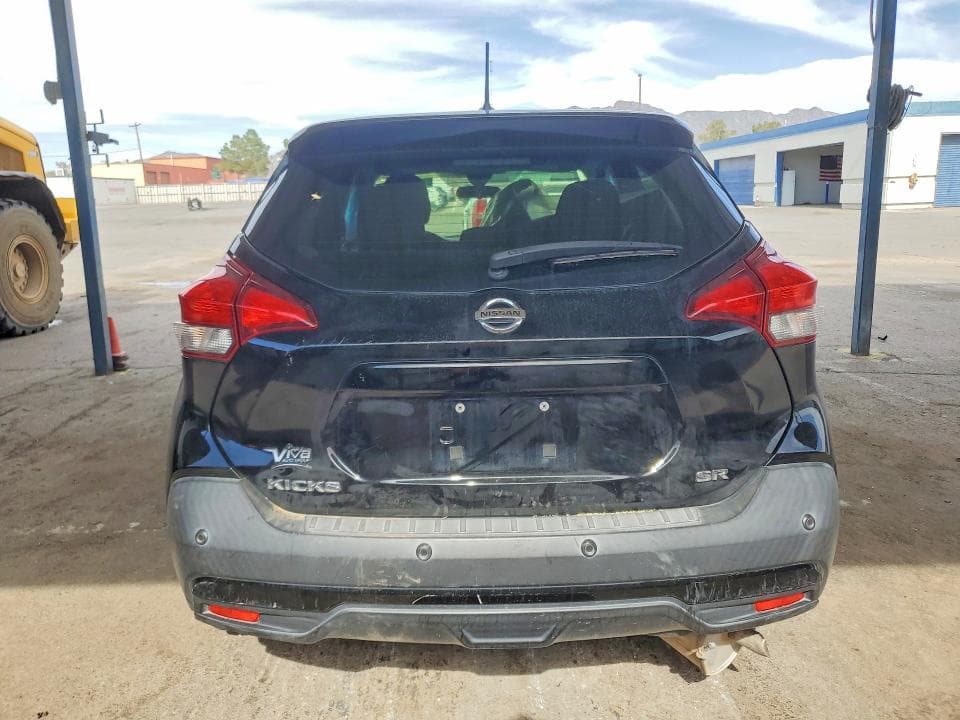 2020 NISSAN KICKS SR 6