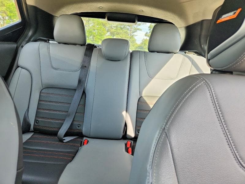 2024 NISSAN KICKS SR 10
