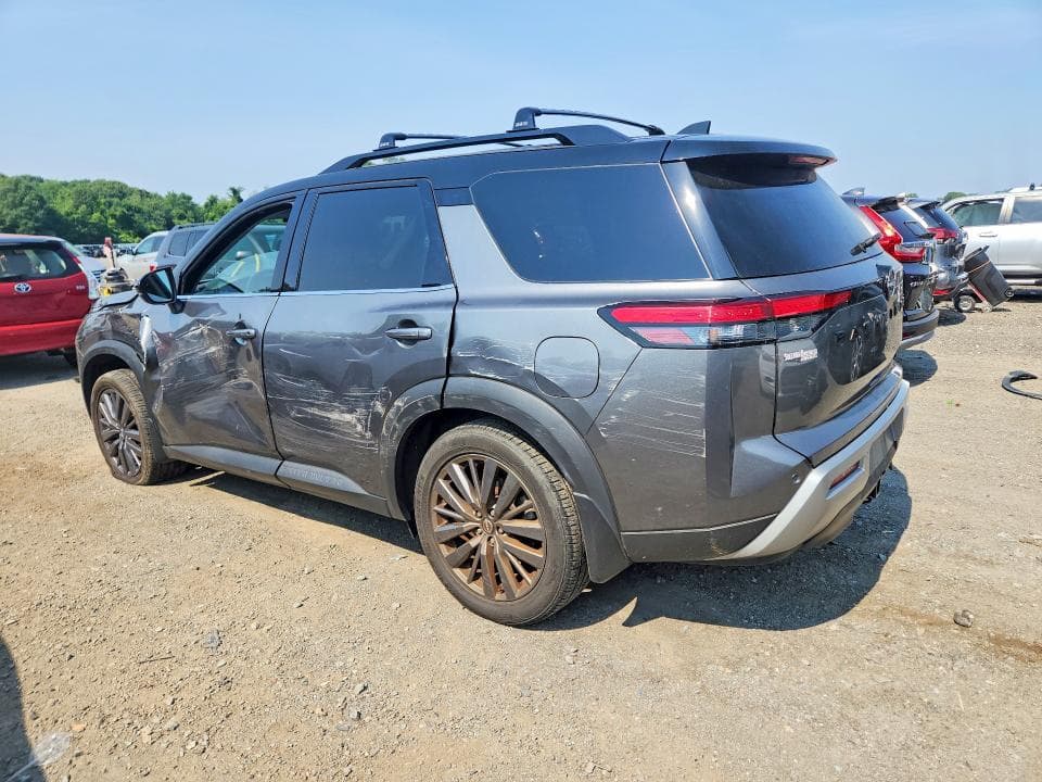 2023 NISSAN PATHFINDER SL 2