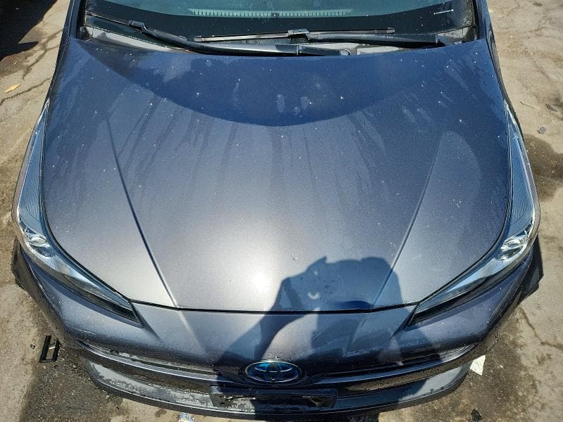 2021 TOYOTA PRIUS LE 11