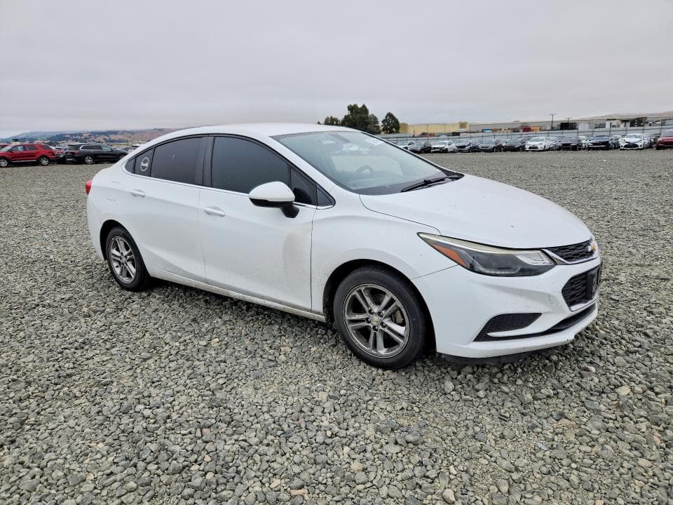 2017 CHEVROLET CRUZE LT 4