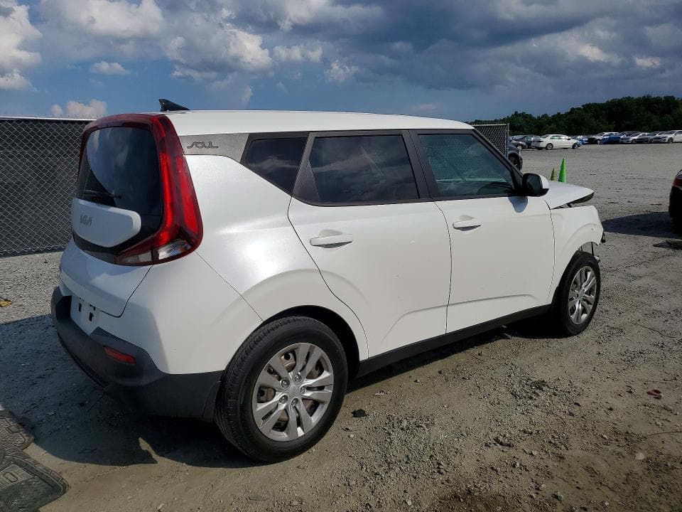 2022 KIA SOUL LX 3