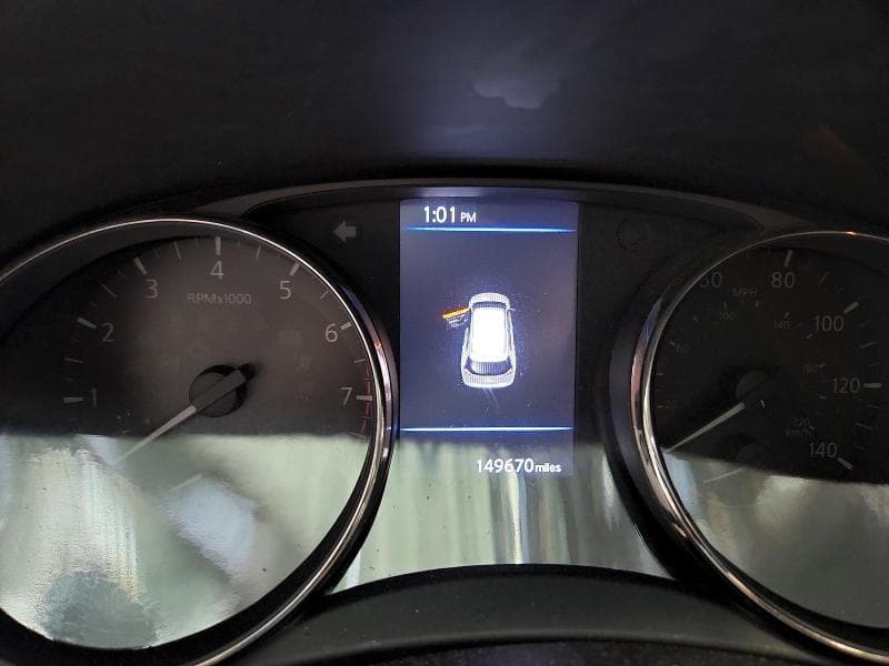 2019 NISSAN ROGUE S 9
