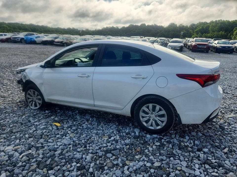 2022 HYUNDAI ACCENT SE 2