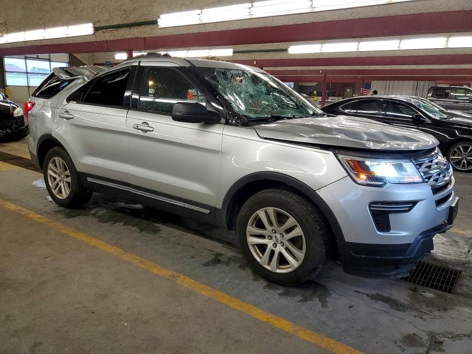 2019 FORD EXPLORER XLT 4