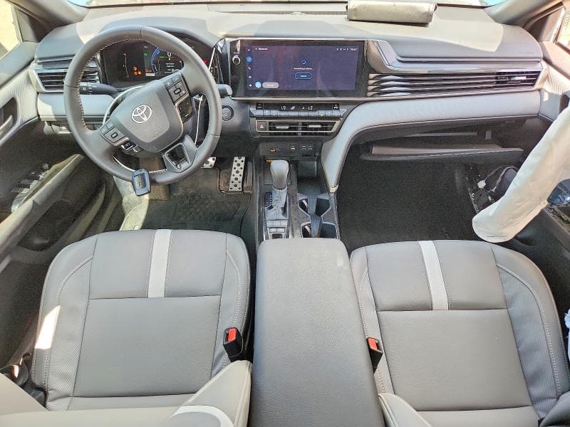 2026 TOYOTA CAMRY SE 8