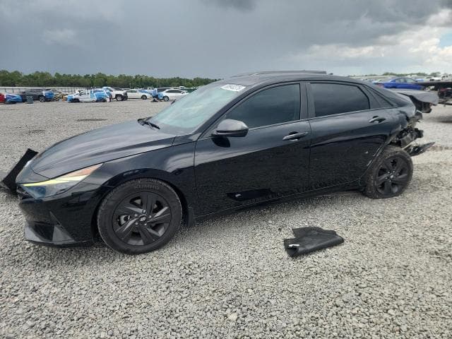2022 HYUNDAI ELANTRA SEL