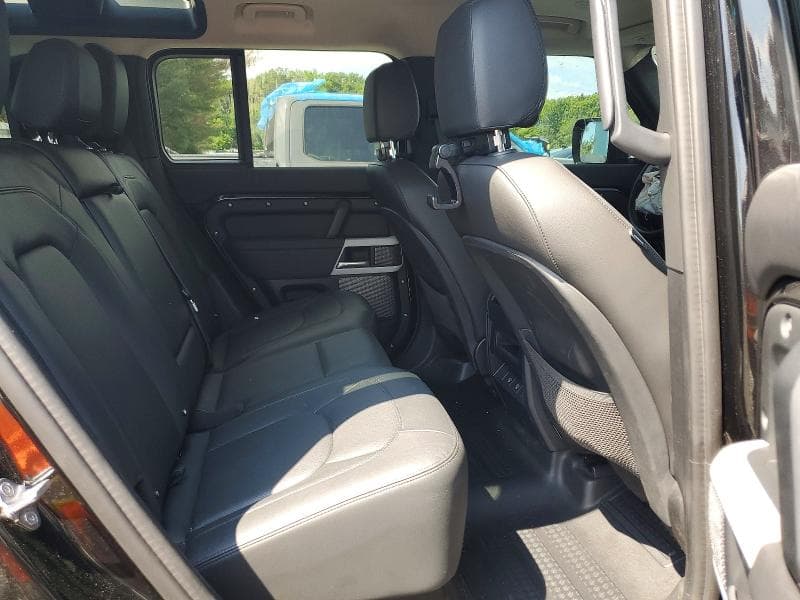 2024 LAND ROVER DEFENDER 110 S 11