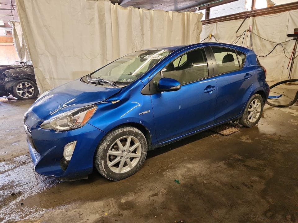2015 TOYOTA PRIUS