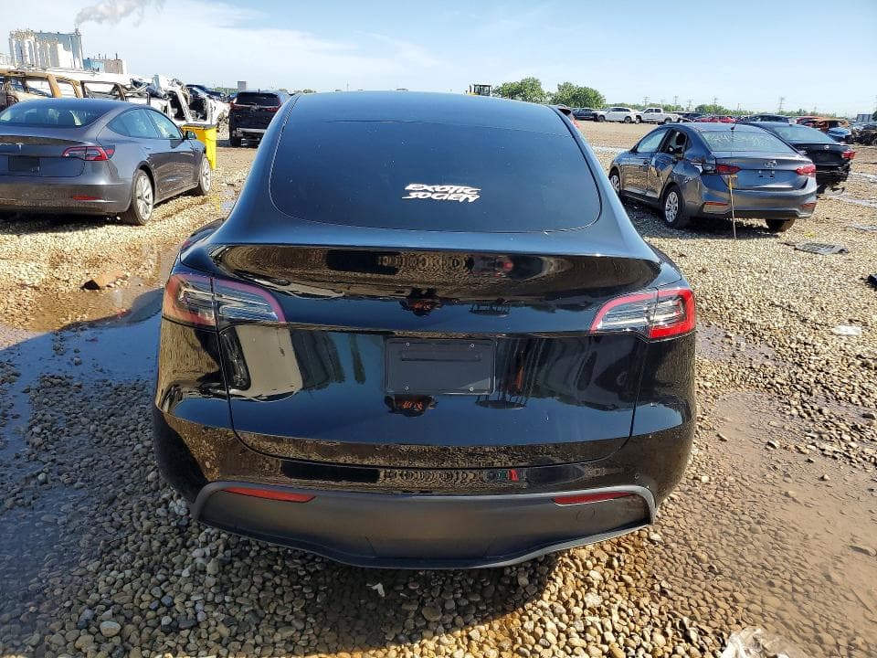2022 TESLA MODEL Y 6
