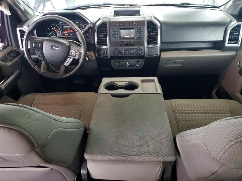 2017 FORD F150 SUPERCREW 8