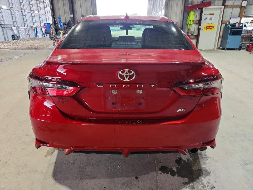 2022 TOYOTA CAMRY SE 6
