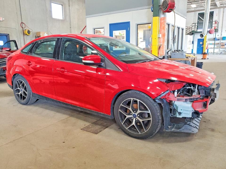 2017 FORD FOCUS SEL 4