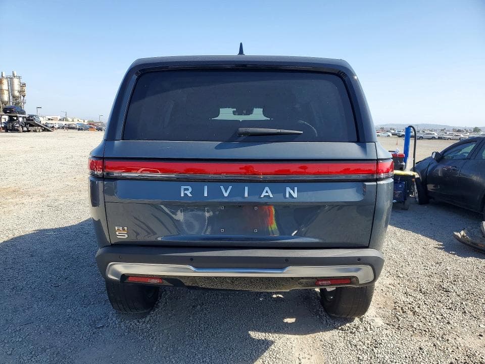 2023 RIVIAN R1S ADVENTURE 6