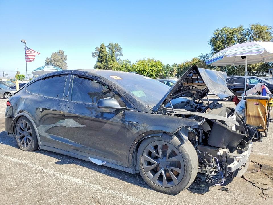 2022 TESLA MODEL X 4