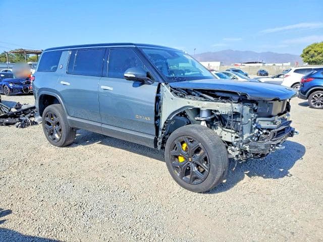 2023 RIVIAN R1S ADVENTURE 4