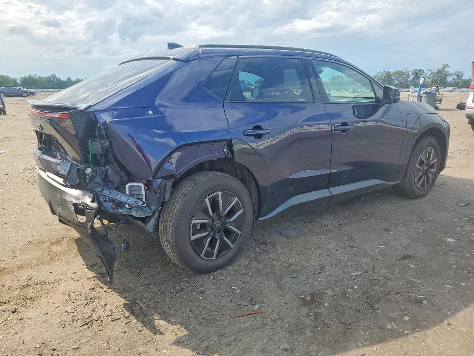 2026 TOYOTA BZ XLE 3