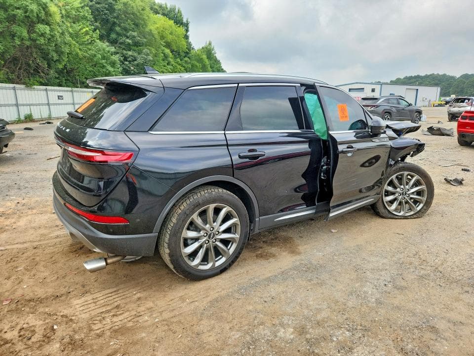 2022 LINCOLN CORSAIR 3