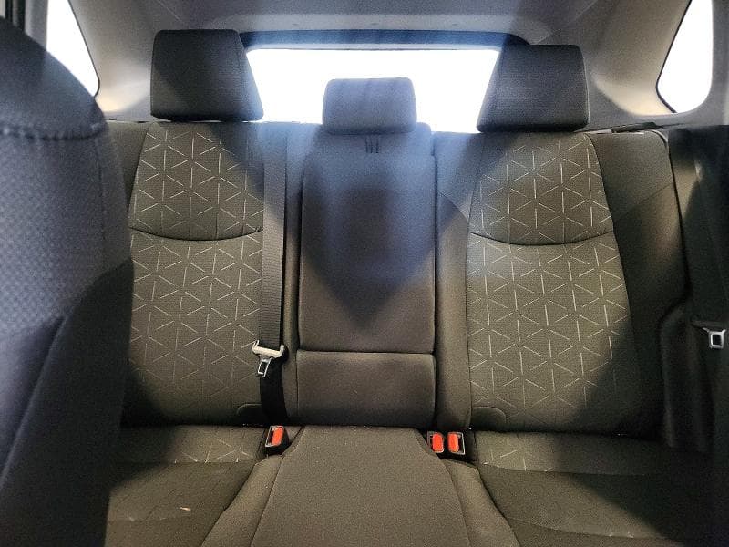 2023 TOYOTA RAV4 XLE 10