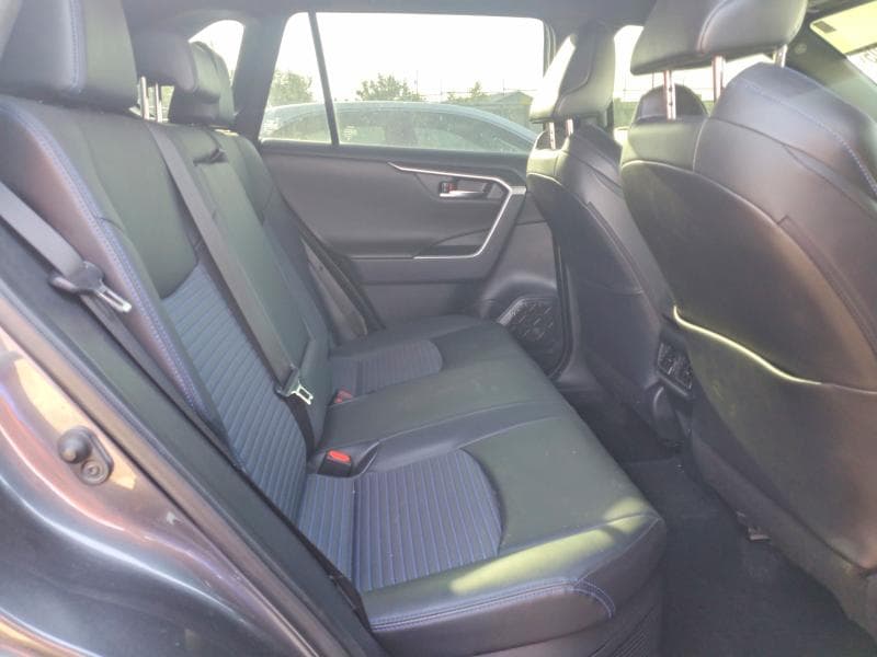 2021 TOYOTA RAV4 XSE 11