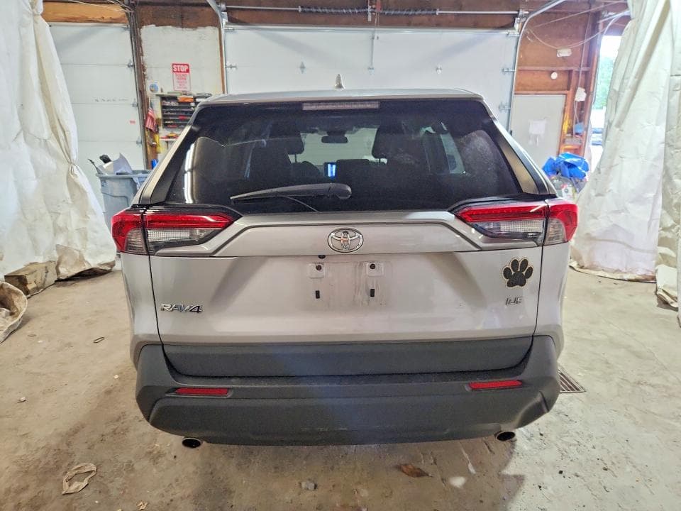 2023 TOYOTA RAV4 LE 6