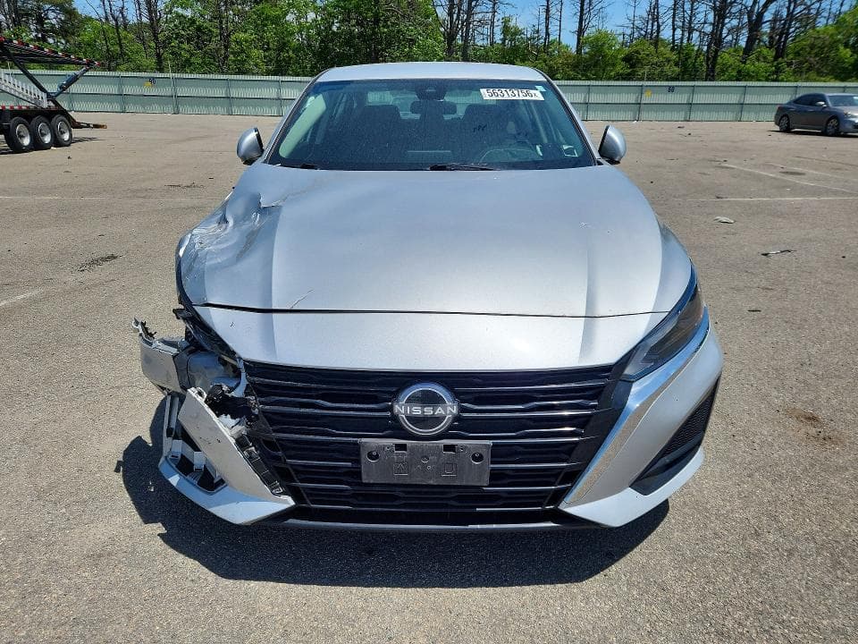 2023 NISSAN ALTIMA SV 5