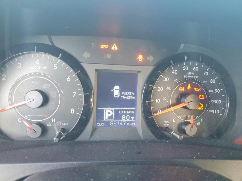 2017 TOYOTA SIENNA LE 9