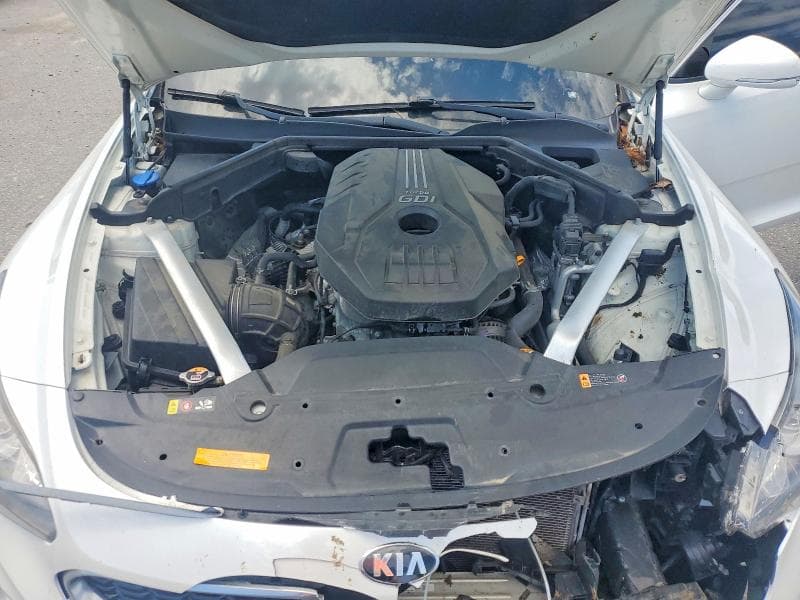 2019 KIA STINGER BASE 11