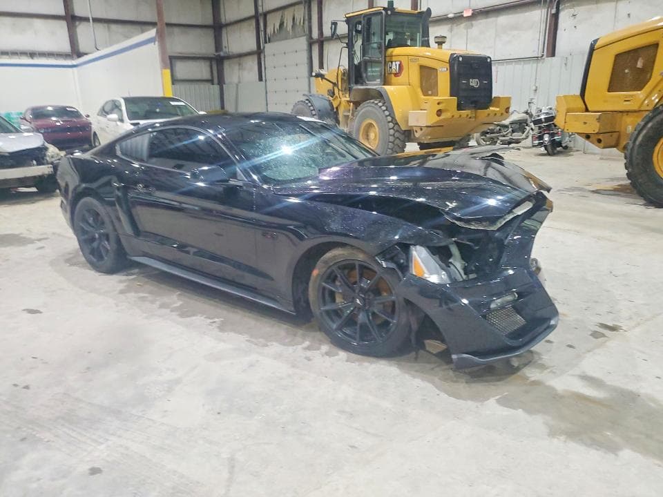2017 FORD MUSTANG GT 4