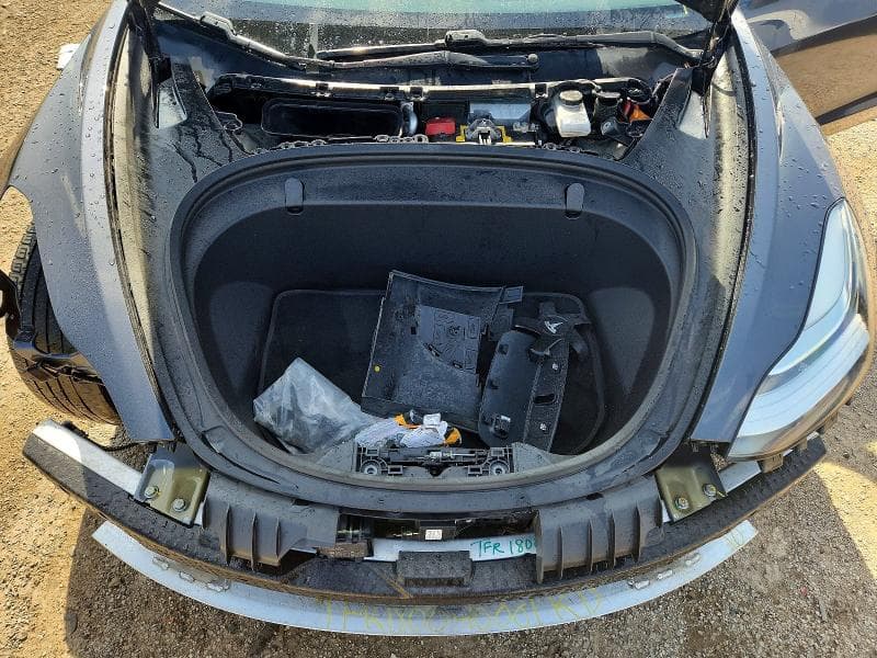 2018 TESLA MODEL 3 11