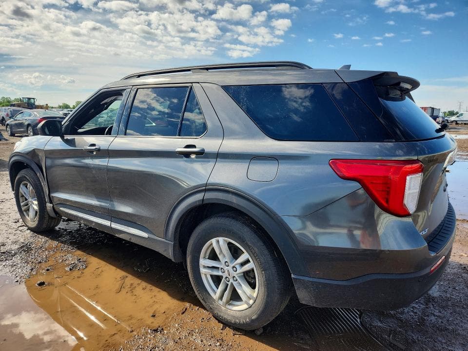 2020 FORD EXPLORER XLT 2