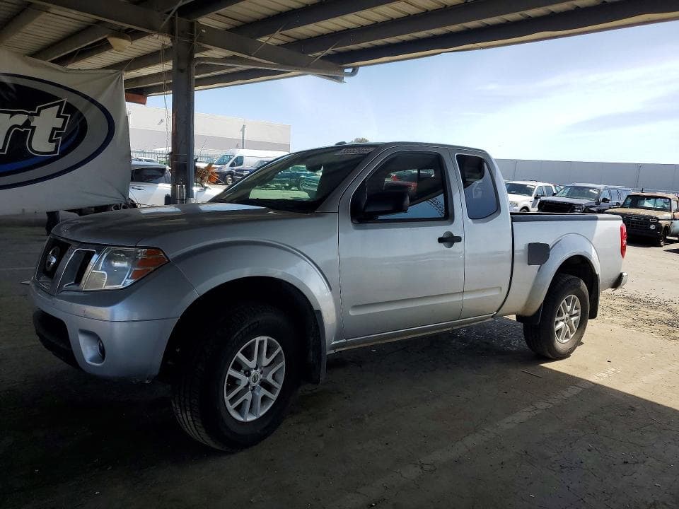 2017 NISSAN FRONTIER SV V6