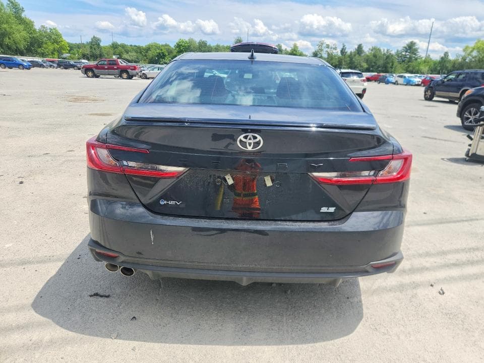 2026 TOYOTA CAMRY SE 6