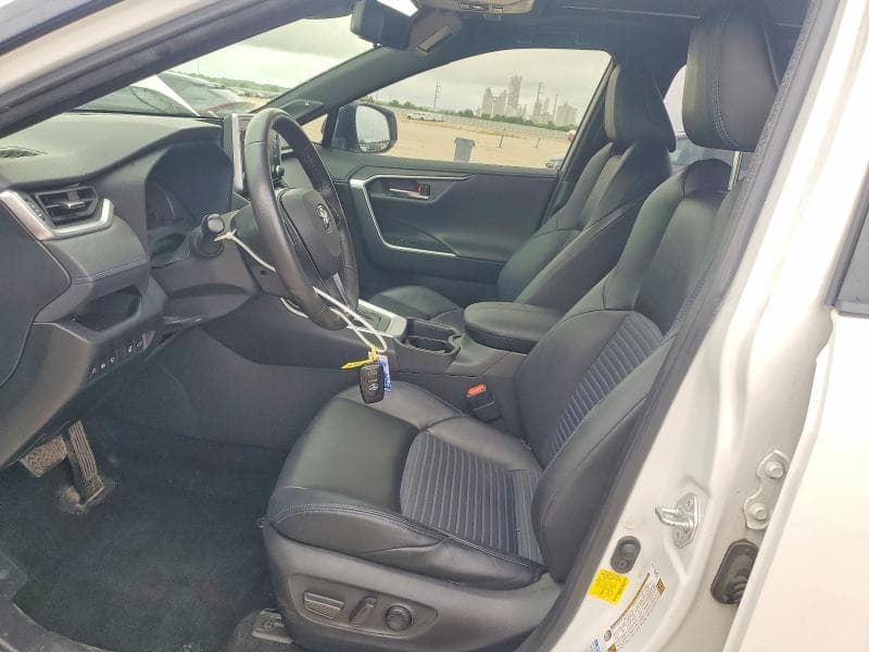 2019 TOYOTA RAV4 XSE 7