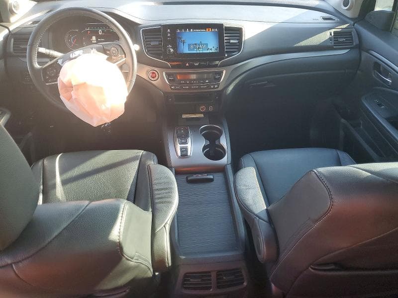 2021 HONDA PILOT SE 8