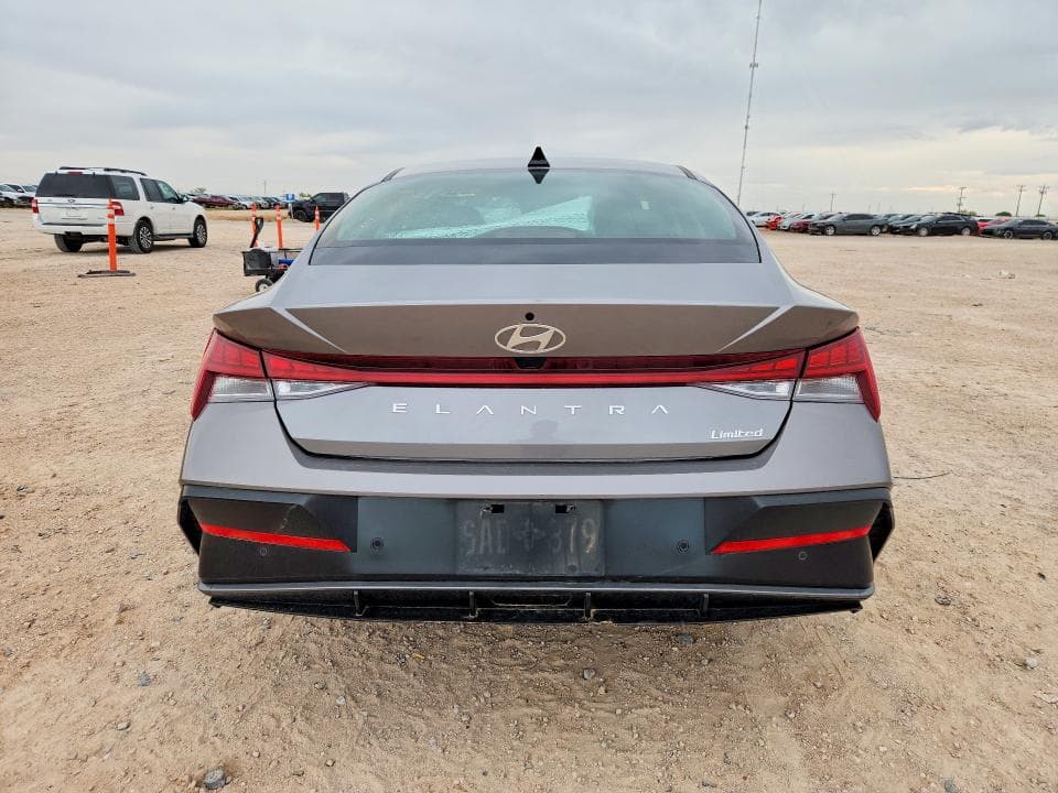 2024 HYUNDAI ELANTRA LIMITED 6