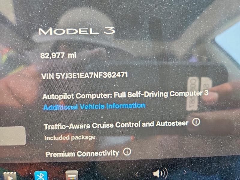 2022 TESLA MODEL 3 9