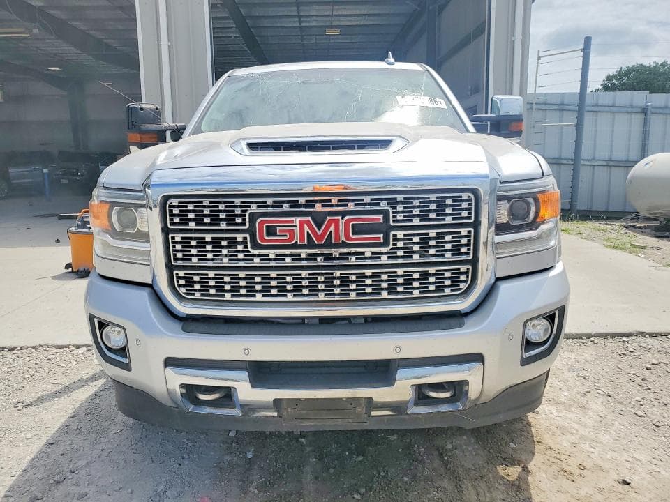 2019 GMC SIERRA K2500 DENALI 5