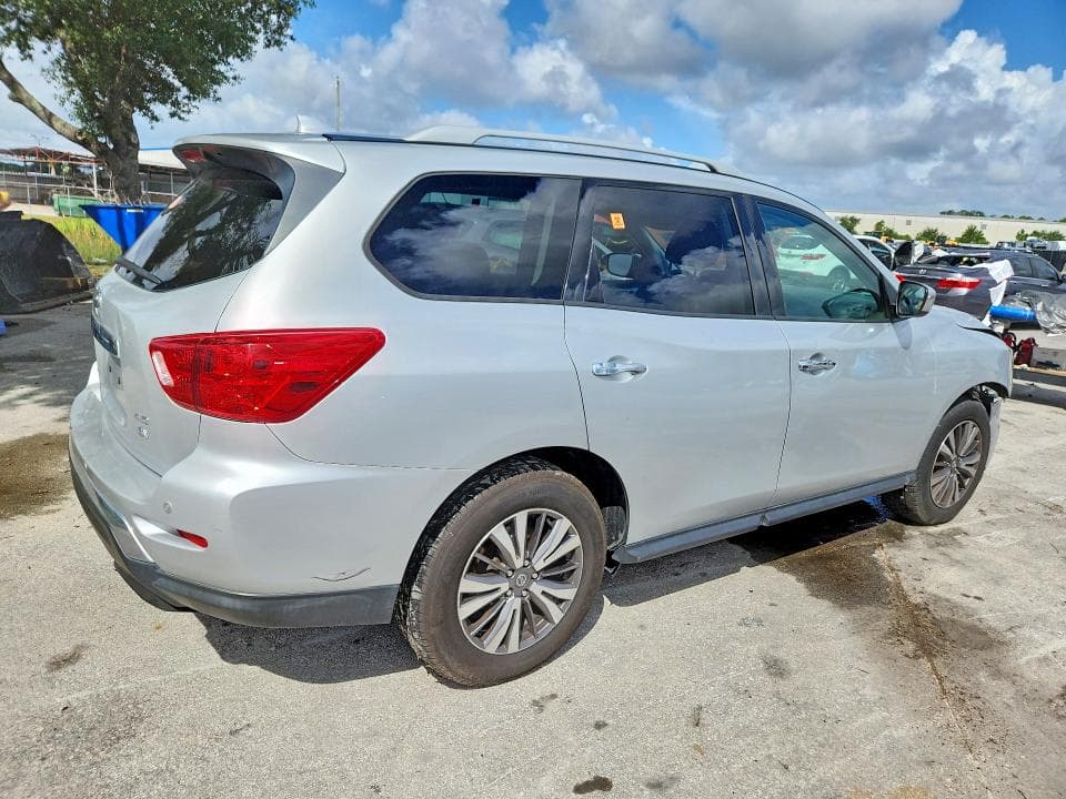 2020 NISSAN PATHFINDER SV 3