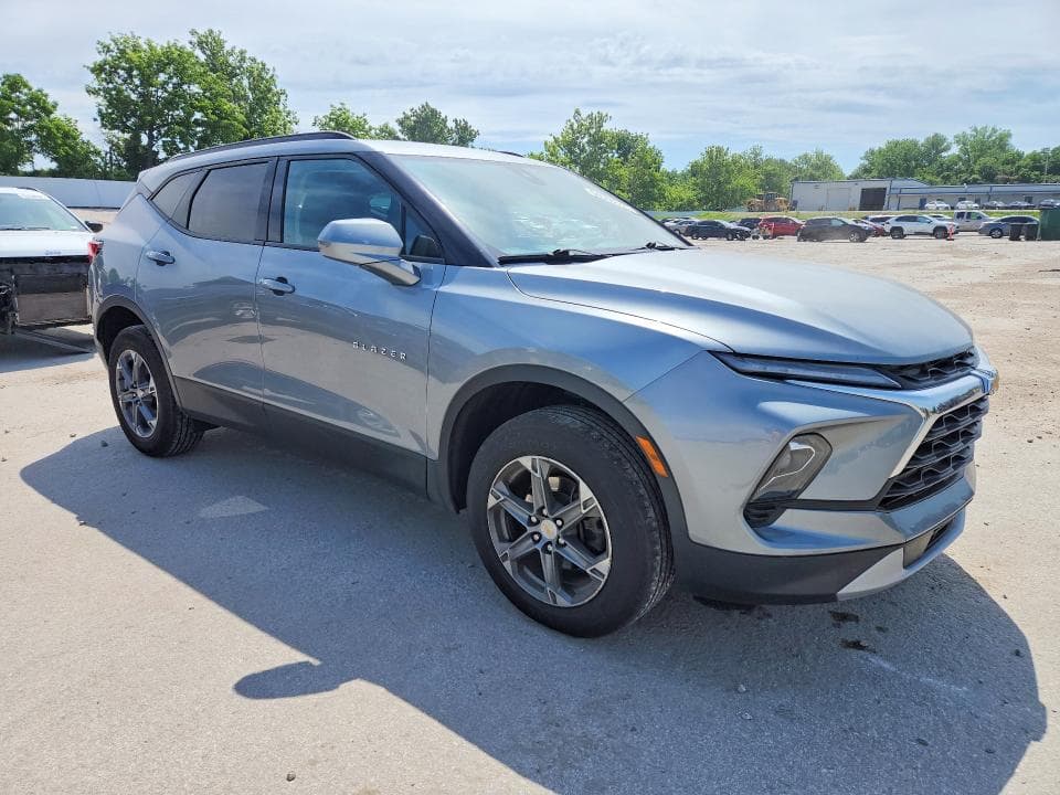 2023 CHEVROLET BLAZER 2LT 4