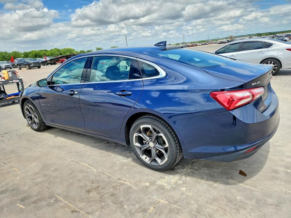 2022 CHEVROLET MALIBU LT 2