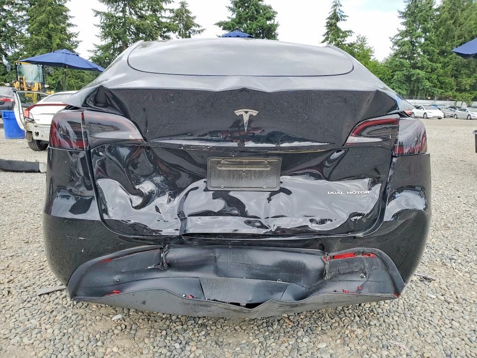 2023 TESLA MODEL  Y 6