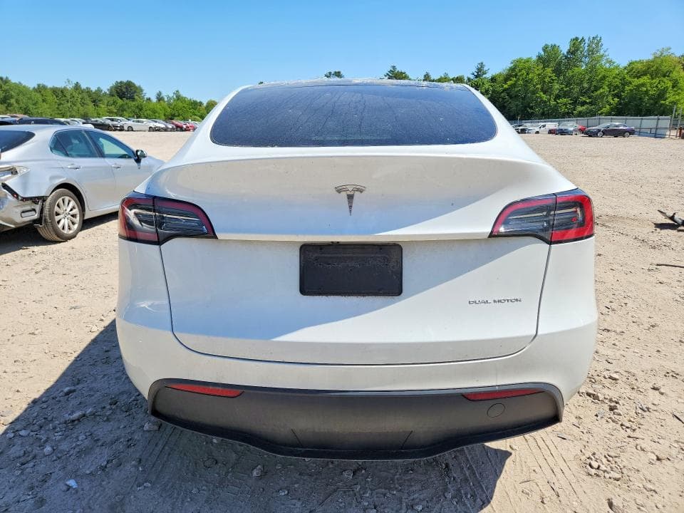2023 TESLA MODEL Y 6